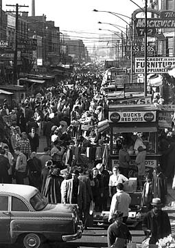 Maxwell Street and Union Ave.