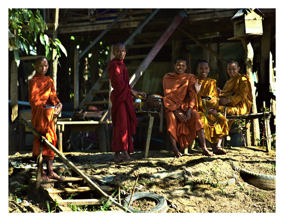 0121_DSC3343DSC_0139 Monks at Crossing