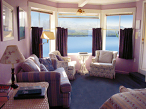 Jenner Inn & Cottages - Gull Waterfront Room