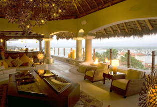 Large living area with view of Bay.