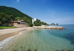 Sierra del Mar at famous LOs Arcos Islands.